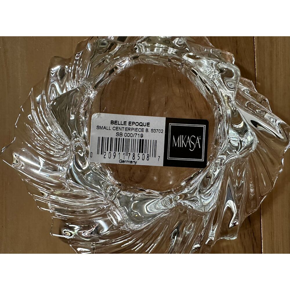 Mikasa Belle Epoque Crystal Centerpiece Bowl Candy Dish Swirl Wave 7" With Box - Picture 3 of 6